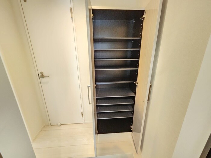 物件内観写真14　(靴箱)