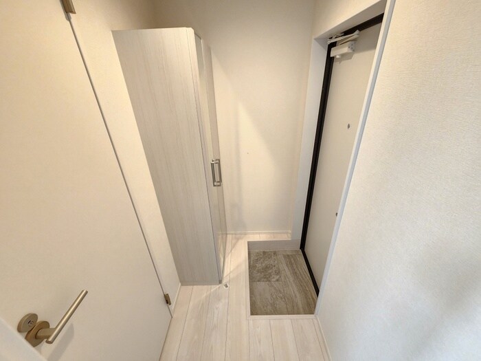 物件内観写真18　(玄関)