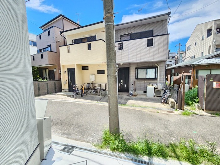 物件内観写真20　(室内からの展望)