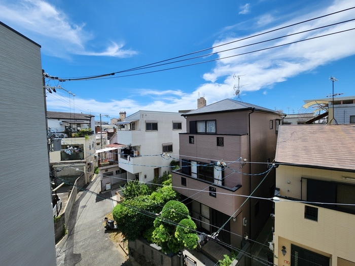 物件内観写真22　(室内からの展望)