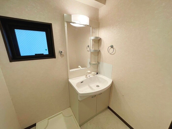 物件内観写真10　(洗面)