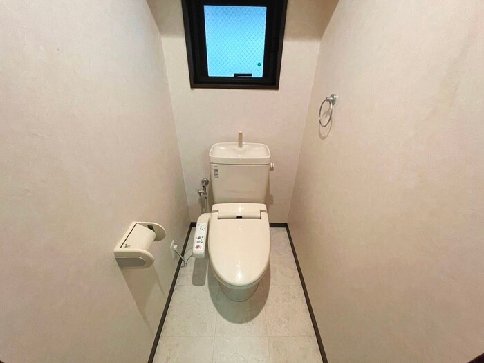 物件内観写真12　(トイレ)