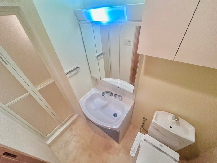 物件内観写真11　(洗面)