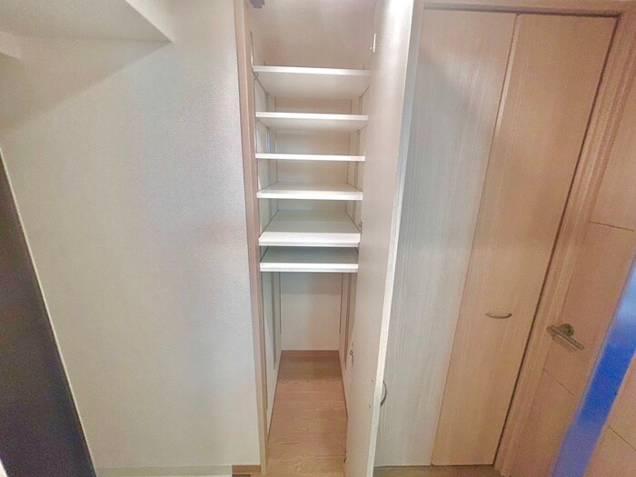 物件内観写真15　(靴箱)