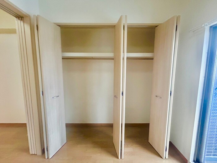 物件内観写真18　(収納)
