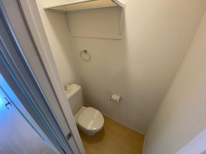 物件内観写真11　(トイレ)