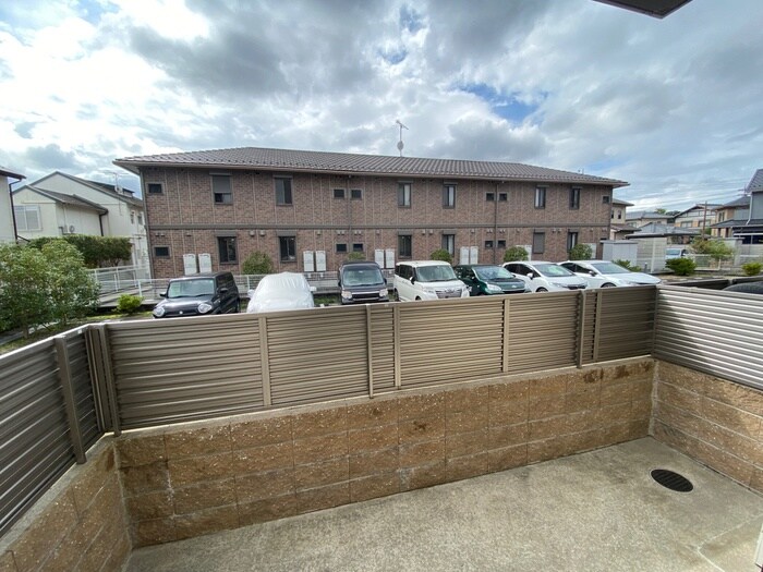 物件内観写真22　(室内からの展望)