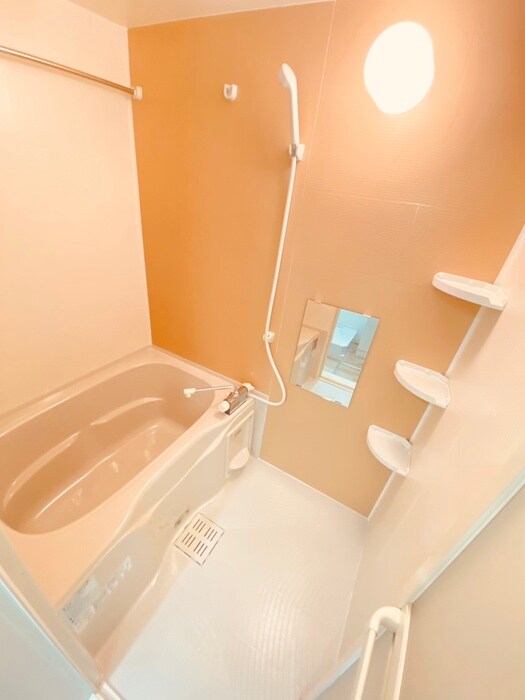 物件内観写真8　(バス／シャワールーム等)