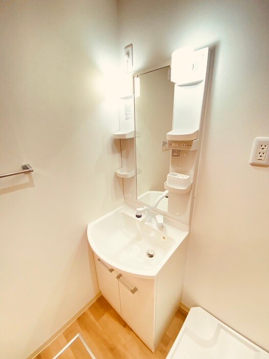 物件内観写真10　(洗面)