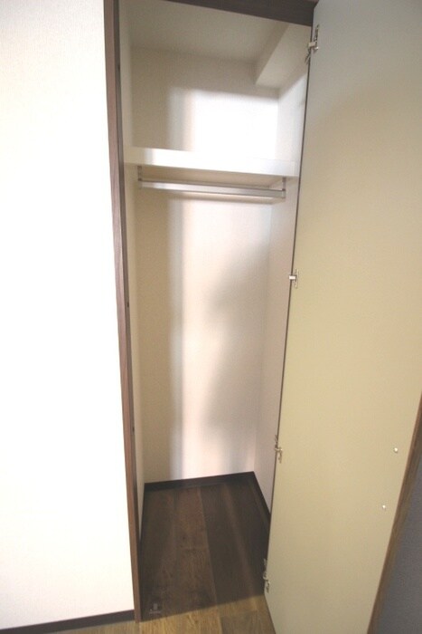 物件内観写真15　(収納)