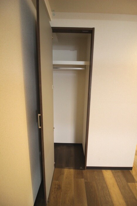 物件内観写真15　(収納)