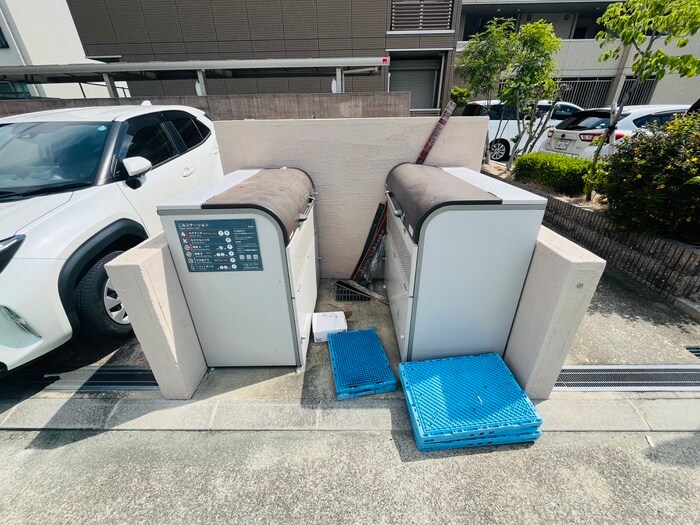 物件外観写真4　(建物設備)