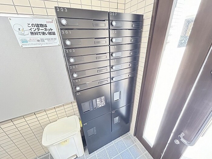 物件外観写真4　(建物設備)