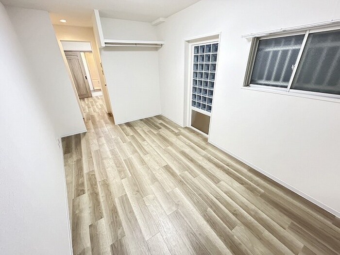 物件内観写真10　(居室)