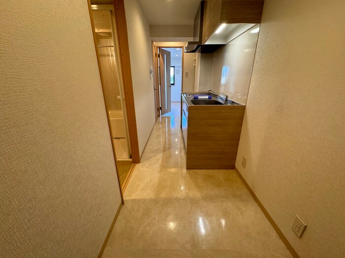 物件内観写真19　(廊下)