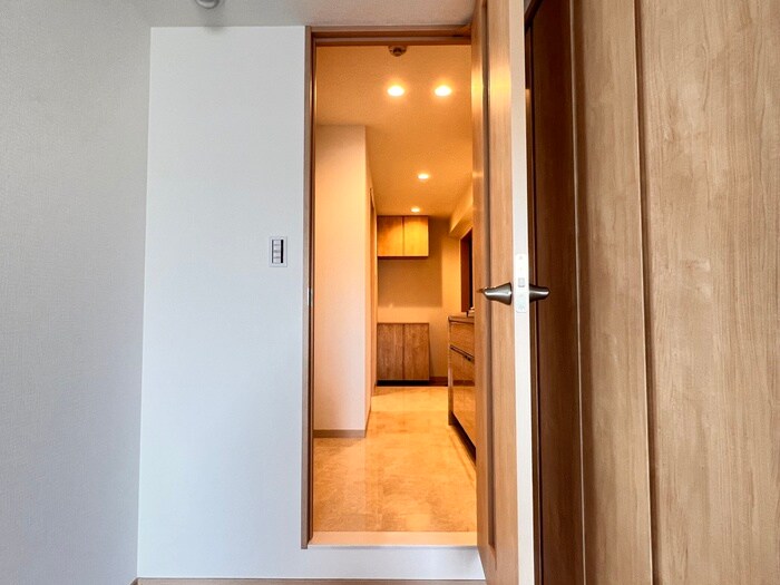 物件内観写真20　(廊下)