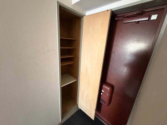 物件内観写真19　(靴箱)