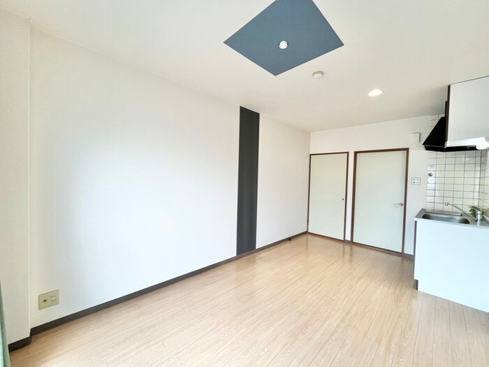 物件内観写真10　(居室)