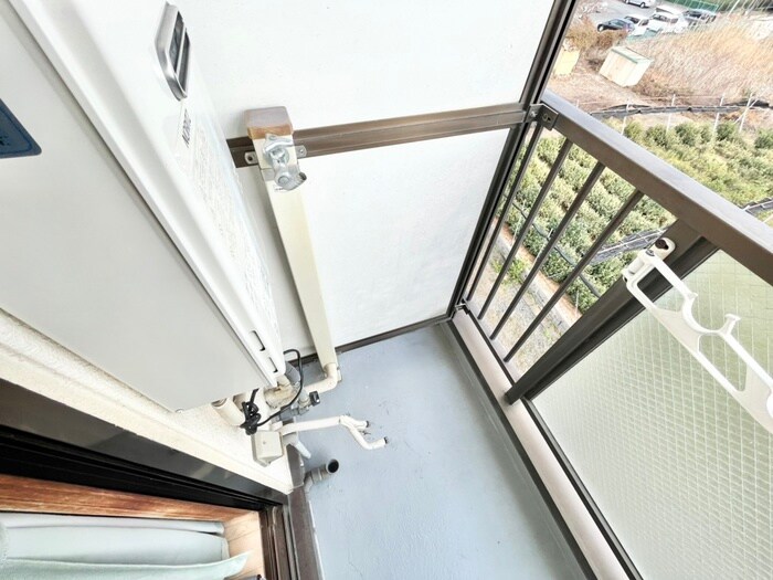 物件内観写真15　(洗濯機置場)