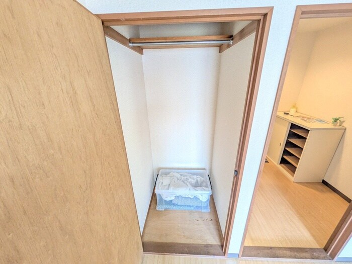 物件内観写真16　(収納)
