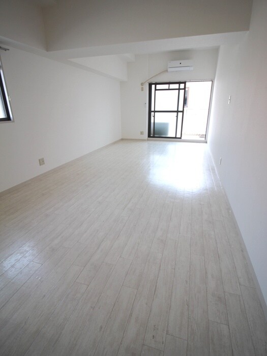 物件内観写真16　(居室)