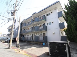 ロイヤルハイツ奥野外観写真