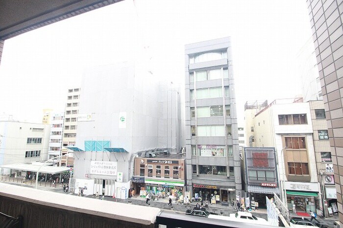 物件内観写真17　(室内からの展望)