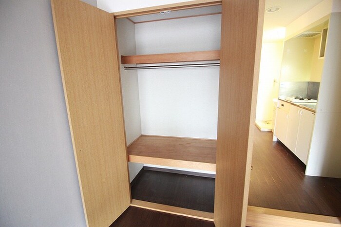 物件内観写真18　(収納)