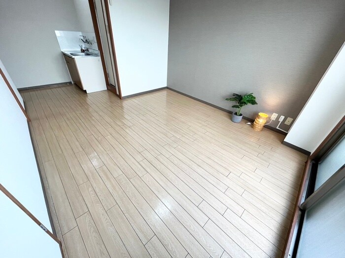 物件内観写真7　(居室)