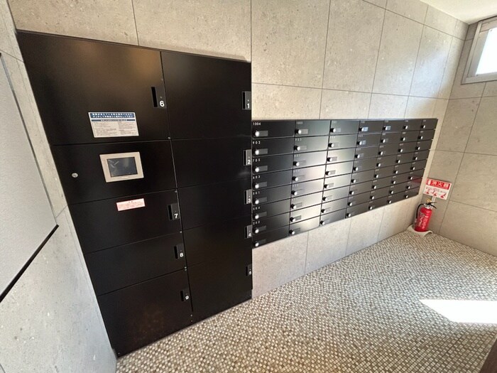 物件外観写真4　(建物設備)