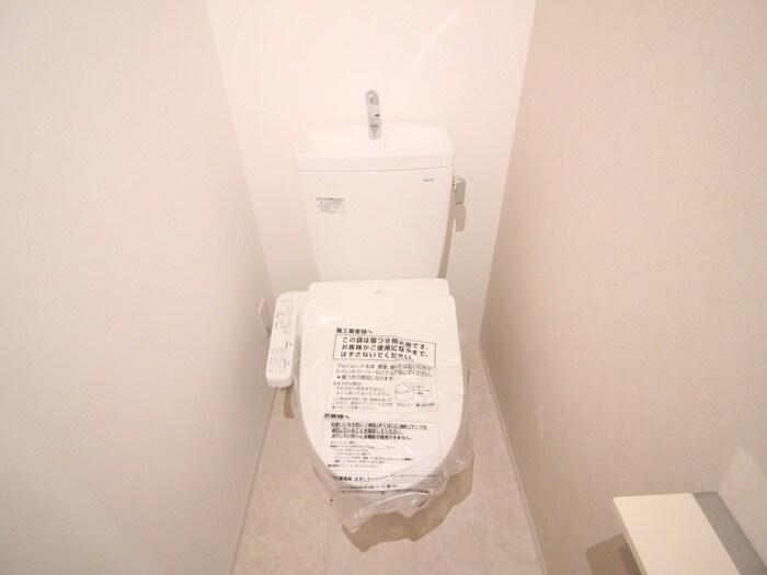 物件内観写真10　(トイレ)