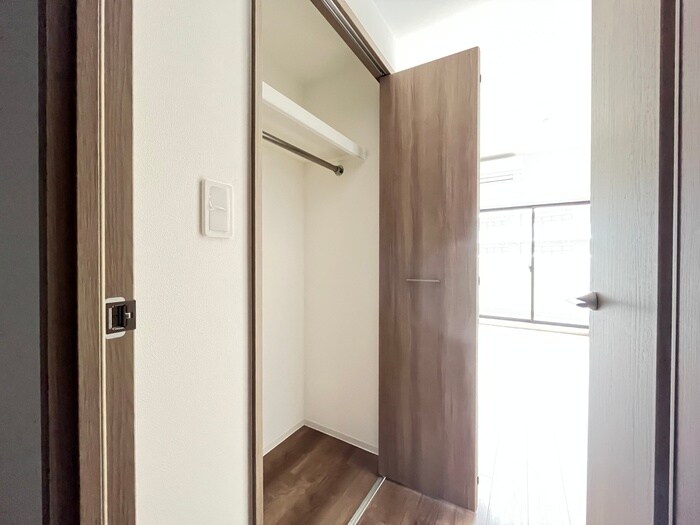 物件内観写真12　(収納)