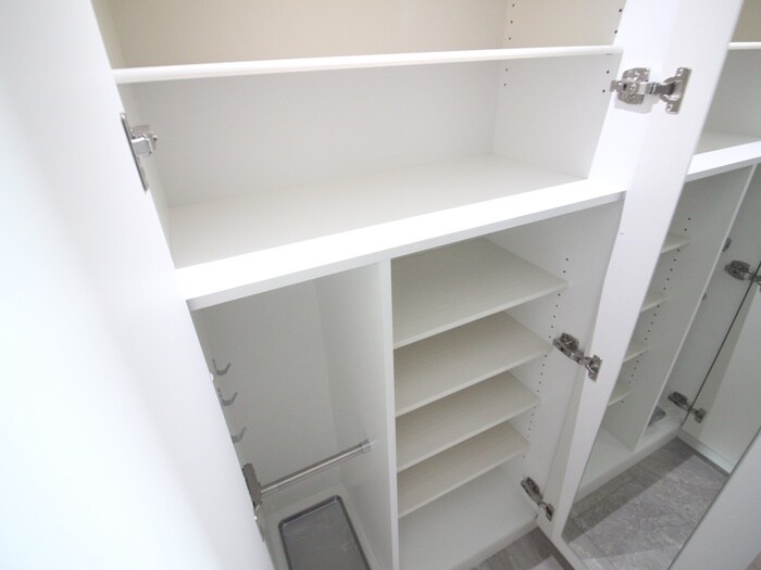 物件内観写真16　(靴箱)