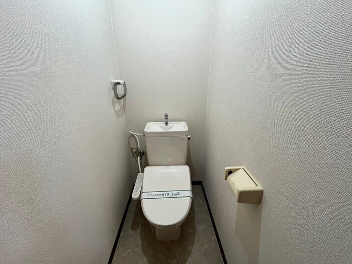 物件内観写真14　(トイレ)