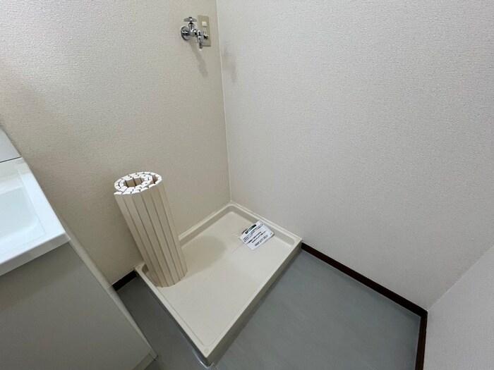 物件内観写真19　(洗濯機置場)