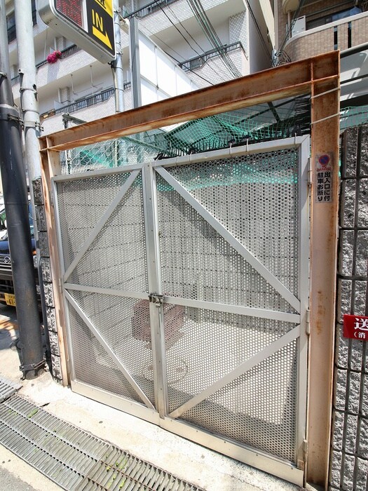 物件外観写真6　(建物設備)