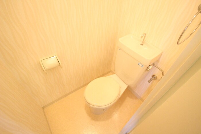 物件内観写真10　(トイレ)