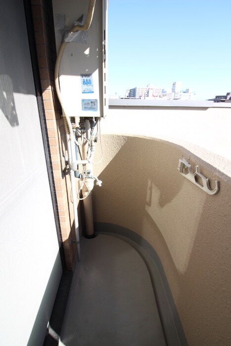 物件内観写真11　(洗濯機置場)