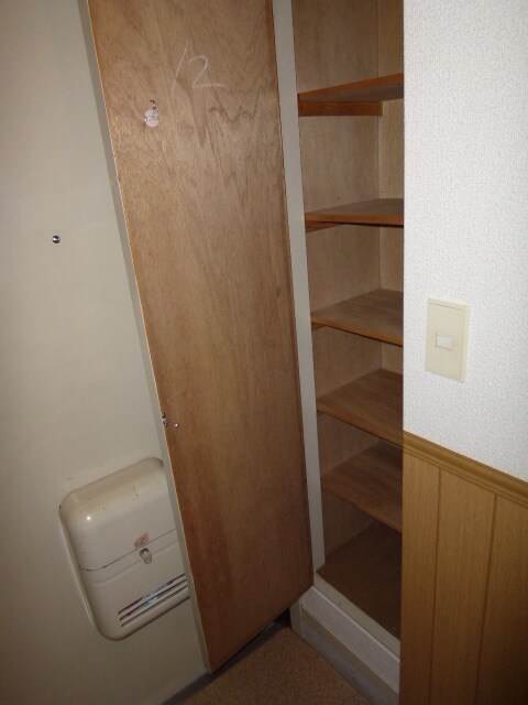 物件内観写真9　(靴箱)