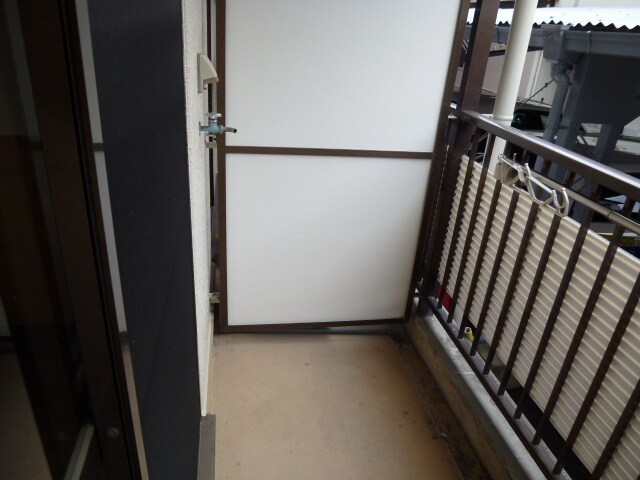 物件内観写真11　(洗濯機置場)