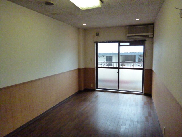 物件内観写真14　(居室)