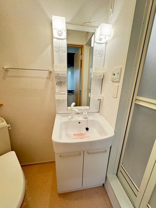 物件内観写真12　(洗面)