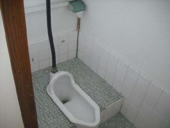 物件内観写真14　(トイレ)