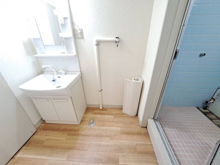 物件内観写真12　(洗濯機置場)