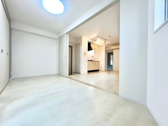 物件内観写真8　(居室)