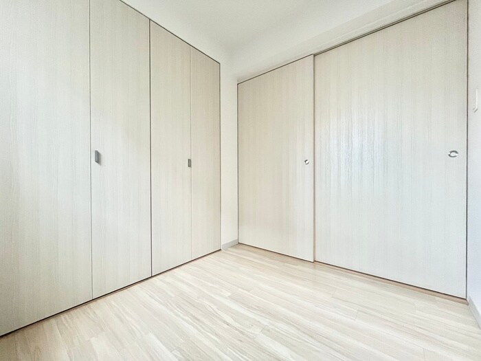 物件内観写真9　(居室)