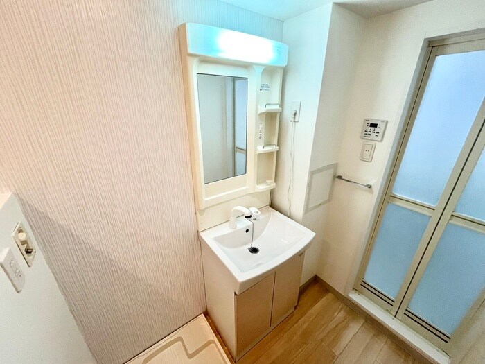 物件内観写真13　(洗面)