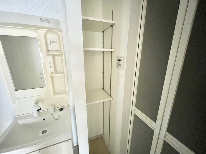 物件内観写真14　(収納)
