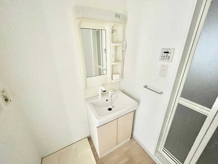 物件内観写真14　(洗面)