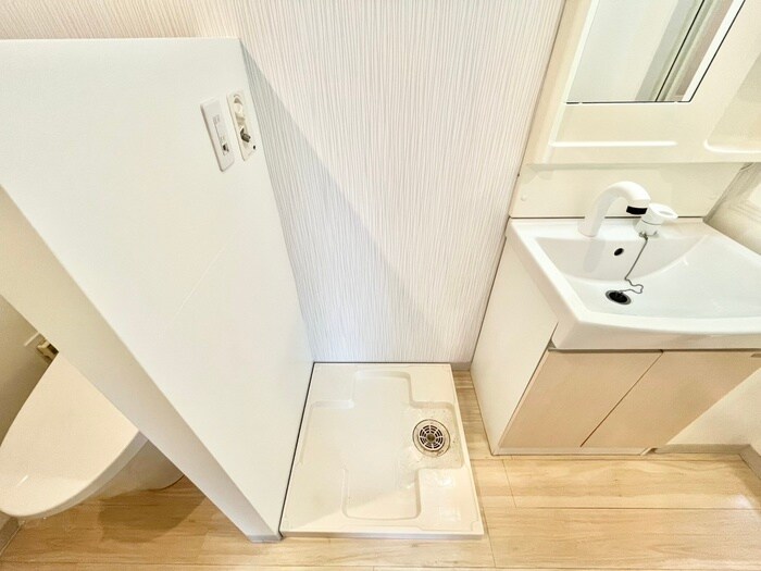 物件内観写真15　(洗濯機置場)